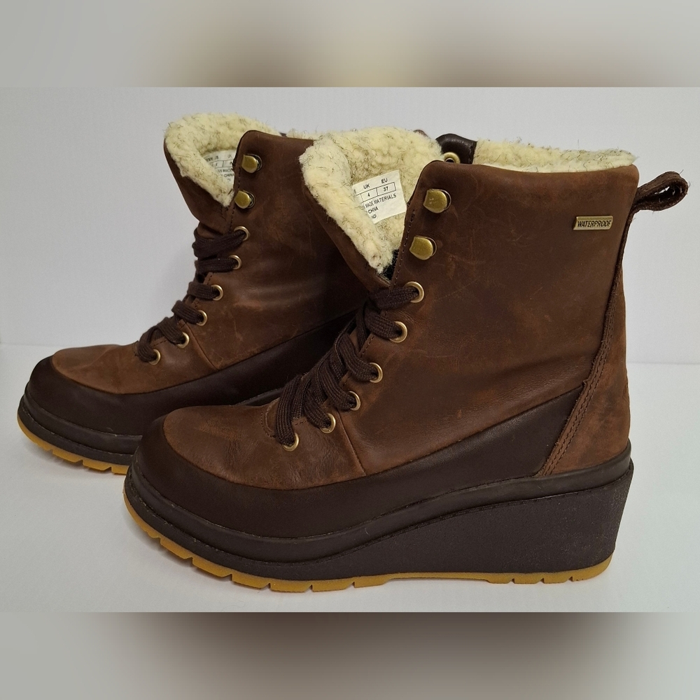 Women MUCK Liberty Waterproof Alpine Supreme Wedge Ankle Boots Size 6